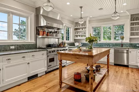 Kitchen - 147 Moadock Rd, North East, NY 12546 photo 1 of 4