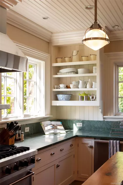 Kitchen - 147 Moadock Rd, North East, NY 12546 photo 2 of 4