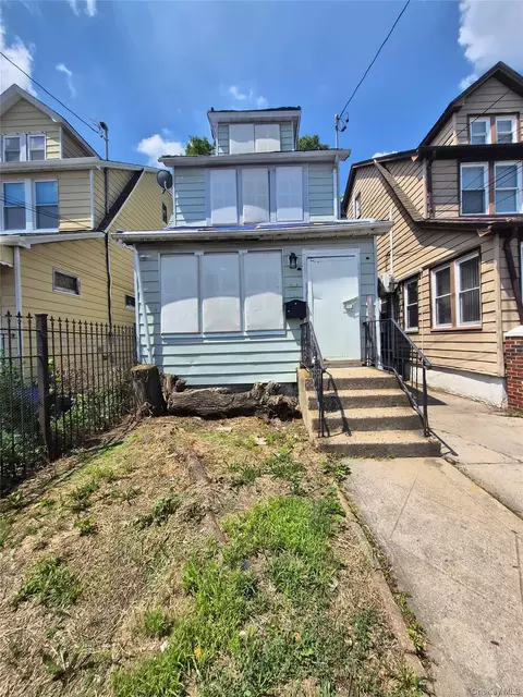 11140 148th St, Jamaica, NY 11435