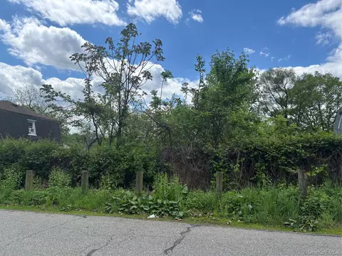 21 Washington Ave N, North Castle, NY 10603