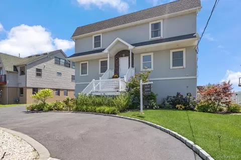 Exterior - 30 Milton Rd, Babylon, NY 11702 photo 2 of 4