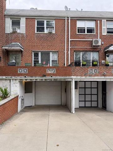 2529 87th St, New York, NY 11369