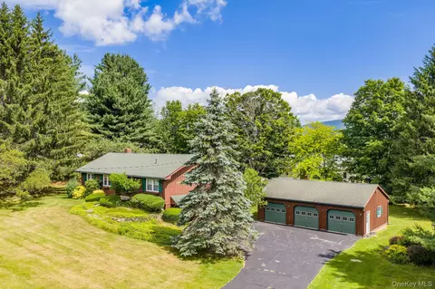 128 Hall Rd, Grahamsville, NY 12740