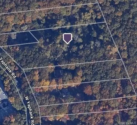 124 W Yaphank Rd, Brookhaven, NY 11727