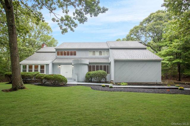 12 N Ridge Rd, Setauket, NY 11733