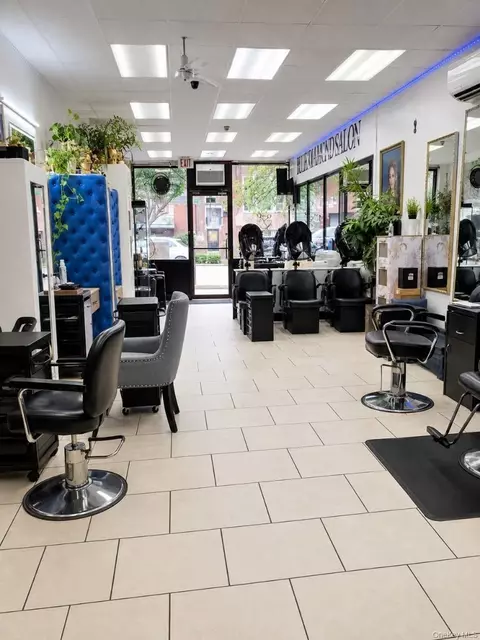 99-12 37th Ave, New York, NY 11368 photo 2