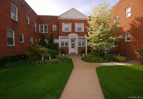 270 S S Park #205, Hempstead, NY 11570