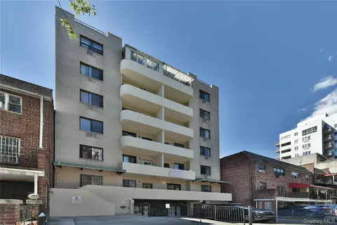133-38 Avery Ave #3FA, Flushing, NY 11355