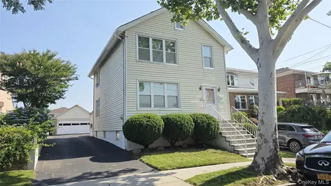147-23 23rd Ave, Whitestone, NY 11357