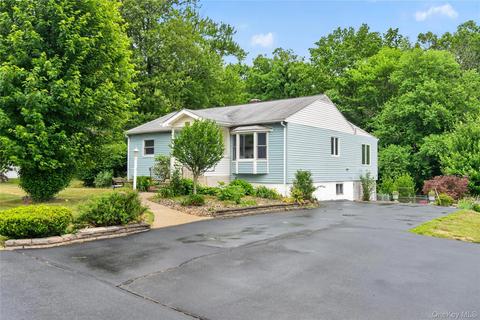 44 Orchard Hl, Middletown, NY 10941