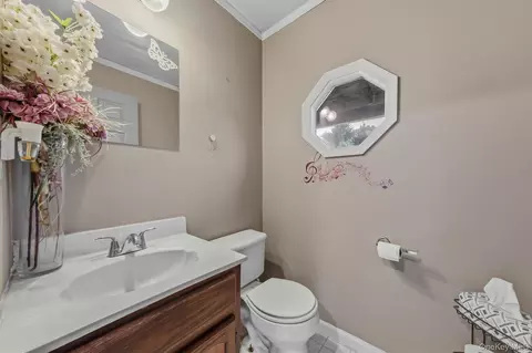 Bath - 2 Summerset Dr, Wallkill, NY 12589 photo 1 of 3
