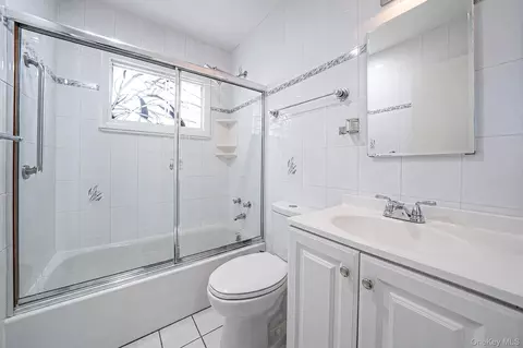 Bath - 18 Edi Ave, Plainview, NY 11803 photo 1 of 2