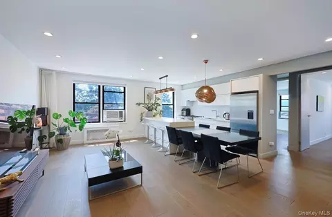 83-85 116th St #3K, New York, NY 11418
