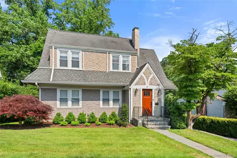 32 S Calumet Ave, Greenburgh, NY 10706