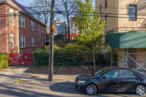 3754 Bronx Blvd, New York, NY 10467