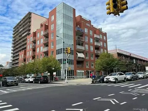 38-34 Parsons Blvd #PH-D, Flushing, NY 11354