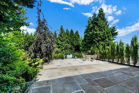 Exterior - 236 Westlake Dr, Mount Pleasant, NY 10595 photo 6 of 7