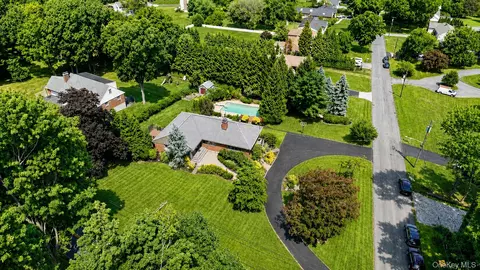 View/Area - 236 Westlake Dr, Mount Pleasant, NY 10595 photo 2 of 3