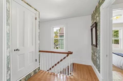 Entry Way - 215 Walnut St, Peekskill, NY 10566 photo 4 of 4