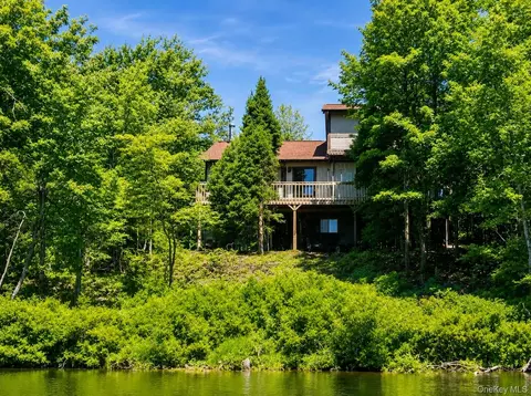 127 Beaver Dam Road Apt Long Pond Pa Rd #LONG POND, PA, Long Pond, PA 18334