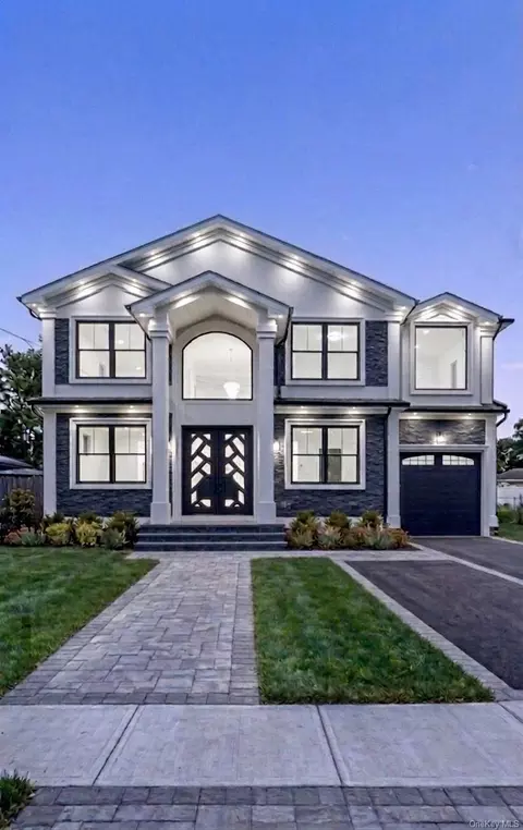 145 Bethpage Rd, Hicksville, NY 11801