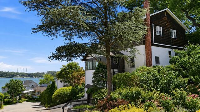 4 Bayview Dr, Huntington, NY 11743