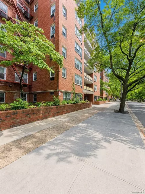 14470 41st Ave #6, Flushing, NY 11355 photo 14