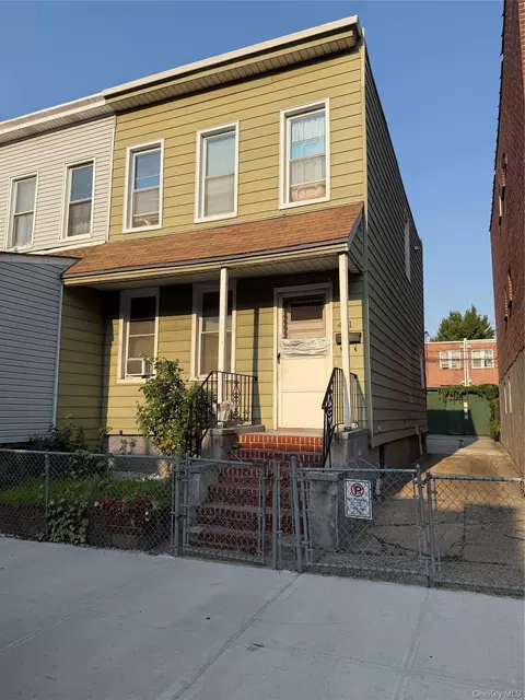 41-51 54th St, New York, NY 11377