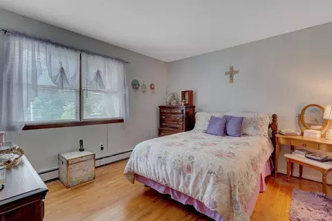 175 Franklin St, Patchogue, NY 11772 photo 24
