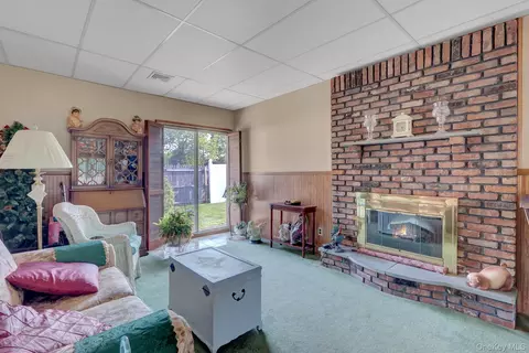 175 Franklin St, Patchogue, NY 11772 photo 13