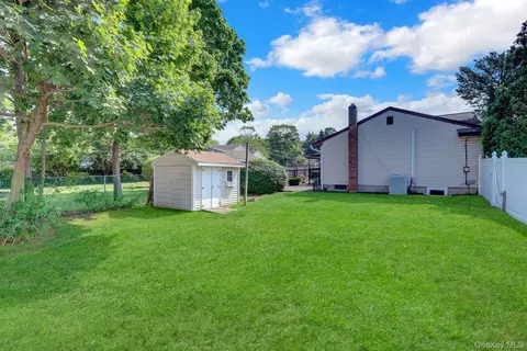 175 Franklin St, Patchogue, NY 11772 photo 30