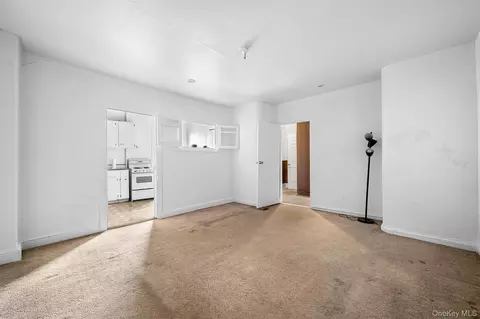 Living - 39 Secor Rd, Ossining, NY 10562 photo 3 of 3