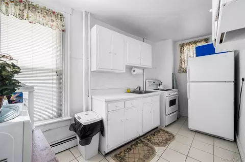 Kitchen - 39 Secor Rd, Ossining, NY 10562 photo 1 of 7
