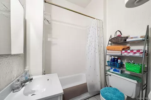 Bath - 39 Secor Rd, Ossining, NY 10562 photo 1 of 5