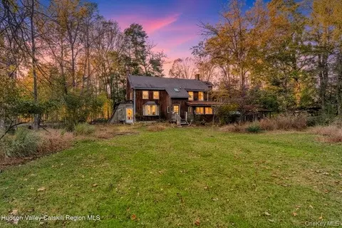 546 Berme Rd, Rochester, NY 12440