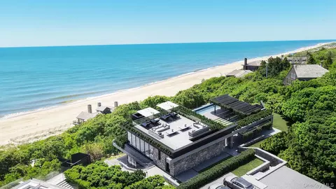 250 Old Montauk Hwy, Montauk, NY 11954