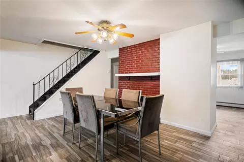 Dining - 30 Bent Ln, Levittown, NY 11756 photo 2 of 2