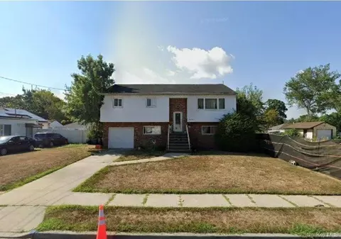 301 Coventry Rd N, West Hempstead, NY 11552