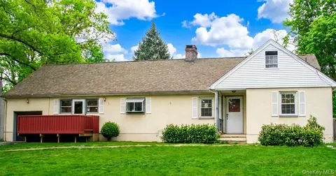 16 Ward St, Ramapo, NY 10901