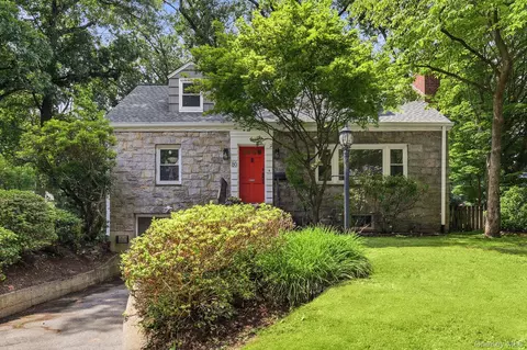 80 Jane St, Greenburgh, NY 10530