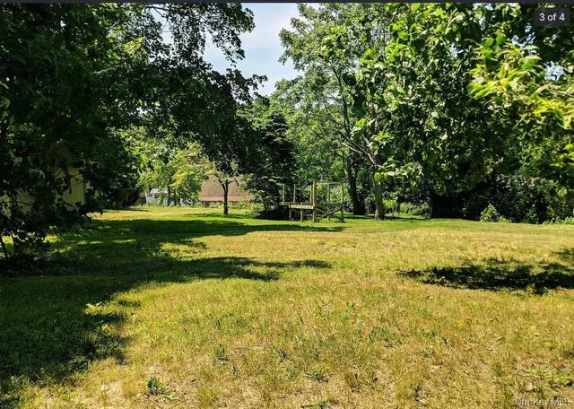 54 Pearl Rd, Brookhaven, NY 11778