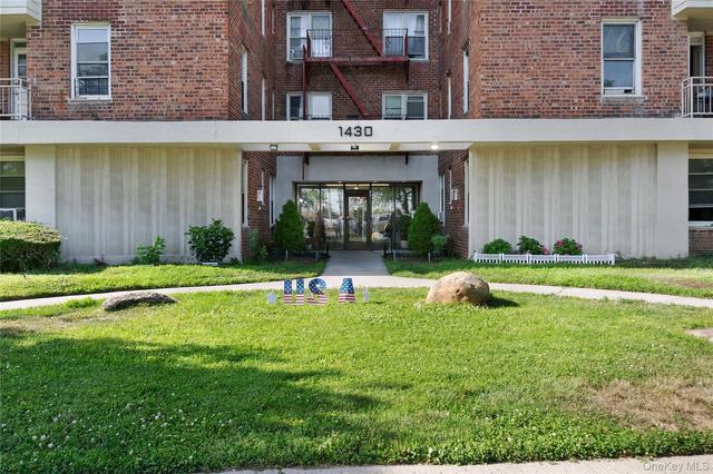 1430 Seagirt Blvd #6H, New York, NY 11691