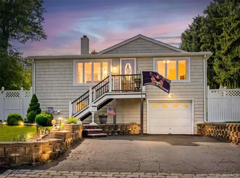 126 S Harrison Ave, Clarkstown, NY 10920