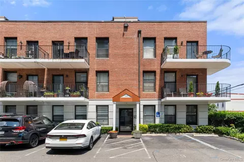 7608 69th Pl #1B, Glendale, NY 11385