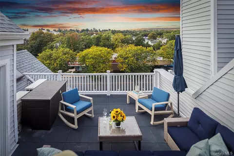 50 Columbus Ave #F20, Eastchester, NY 10707