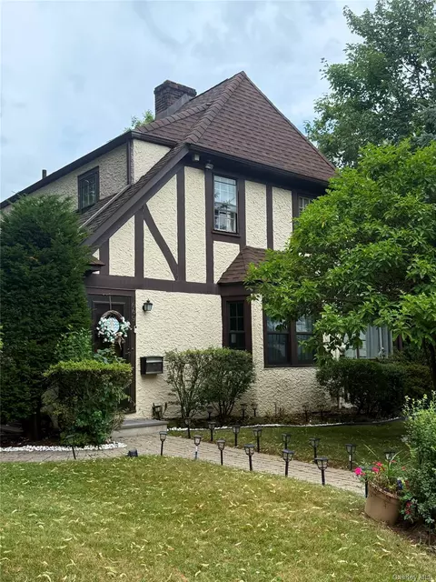 669 N Broadway, Yonkers, NY 10701