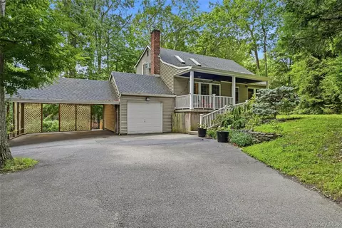 126 Bellecrest Ave, East Northport, NY 11731