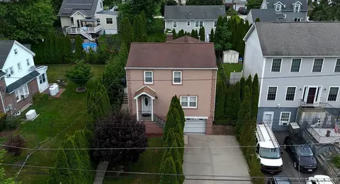 94 Franklin Ave, Mount Pleasant, NY 10595