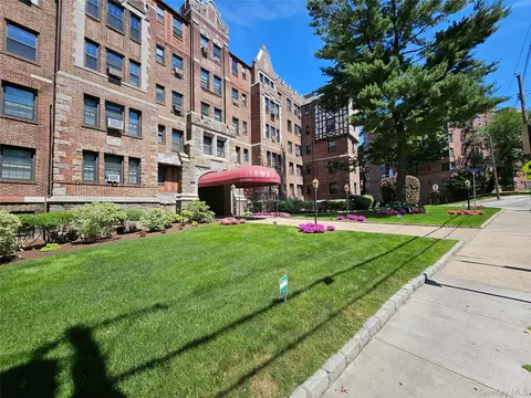 23 Old Mamaroneck Rd #5K, White Plains, NY 10605