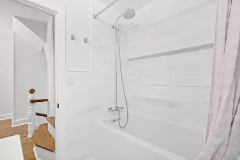 Bath - 26 Davis Ave, Rye, NY 10580 photo 5 of 5